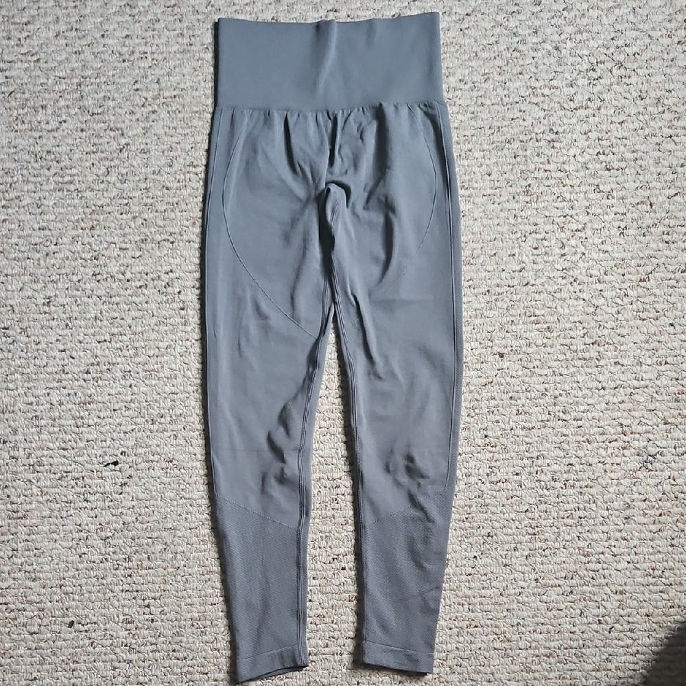 HALARA small High-Waisted Gray Leggings